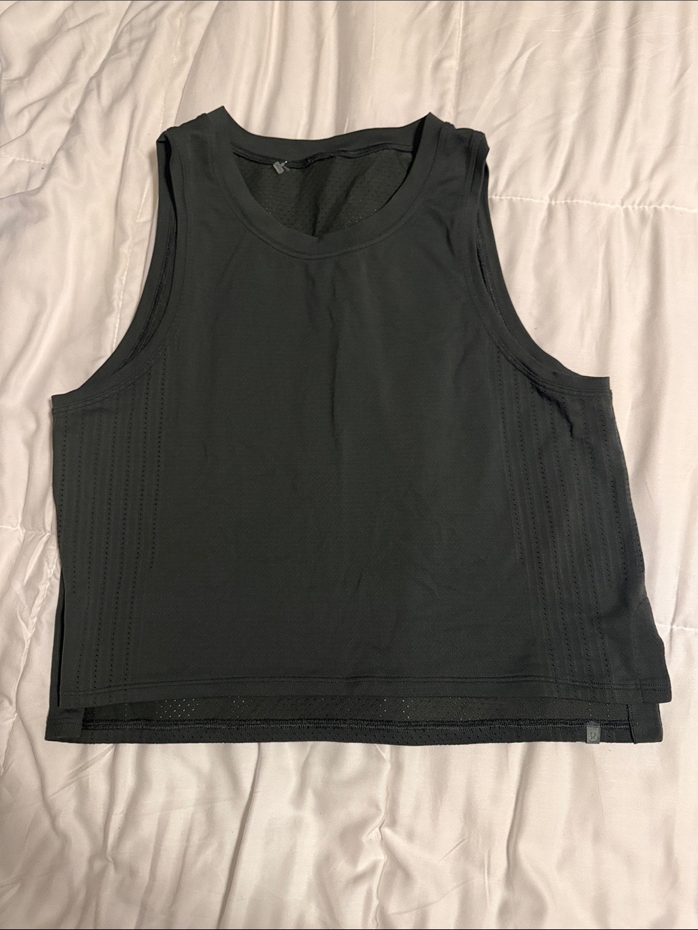 Lululemon army green small medium loose fit tank Sleeveless Athletic Tank Top
